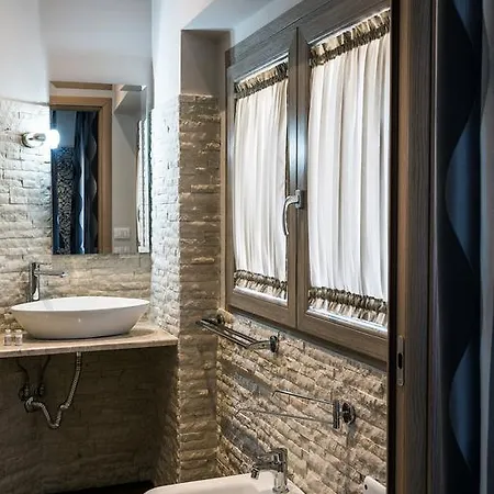 ゲストハウス Ariston