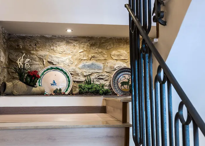 Ariston ゲストハウス 3*